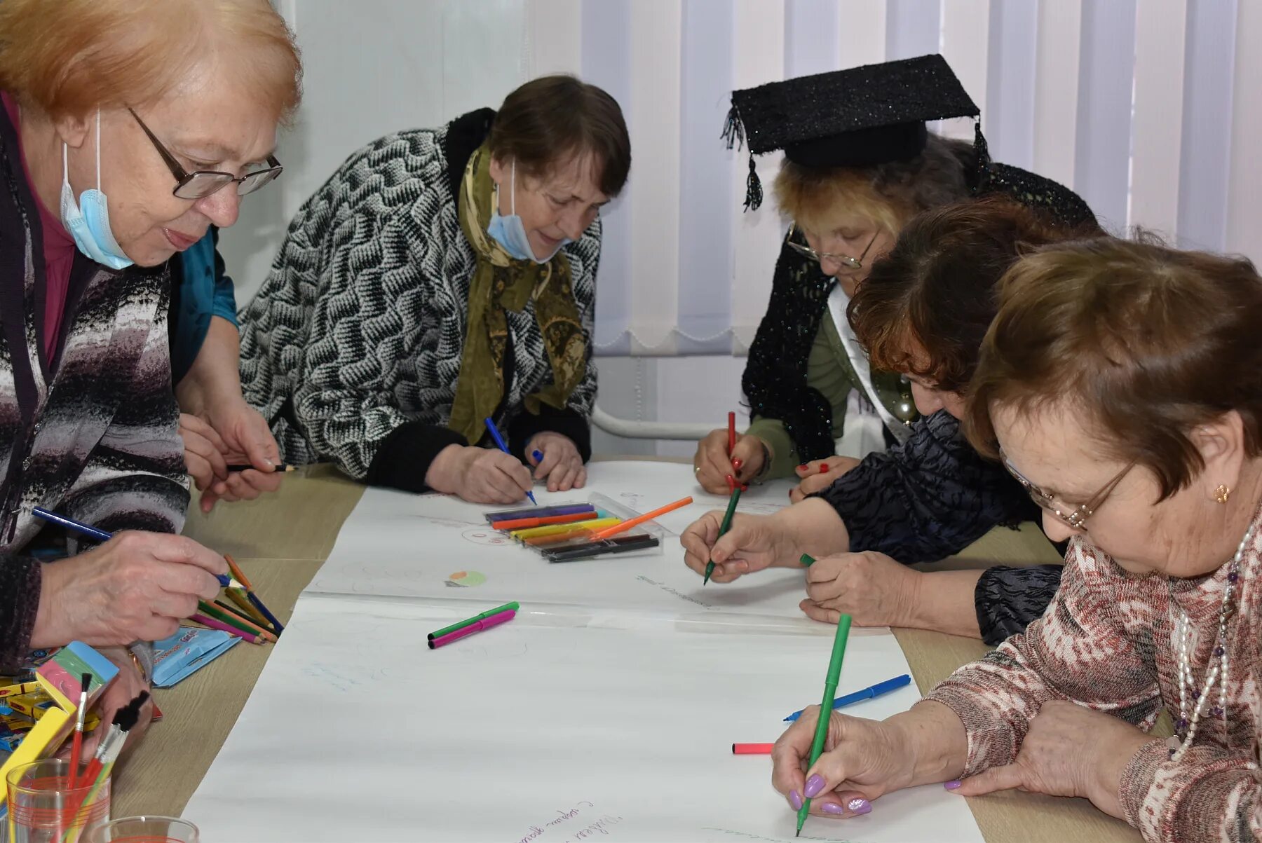 Обучение третьего возраста. Университет третьего возраста. университет третьего возраста картинки. школа третьего возраста в гатчине. университет третьего возраста для пожилых людей.