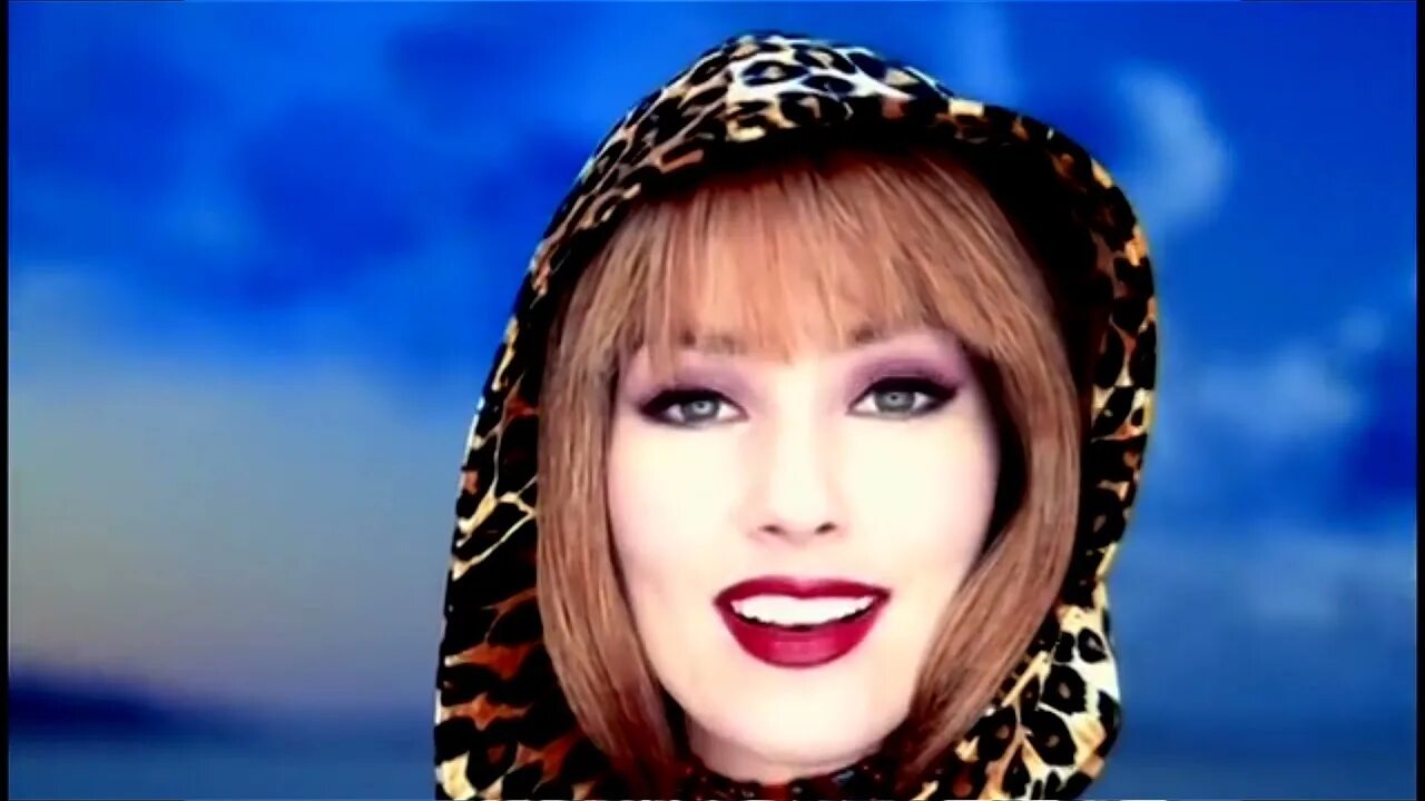 Шанайя твейн в леопардовом костюме. Shania twain - " that don't impress me much " 1999 г. That impresses me much. That impresses me much. That don’t impress me much ноты.