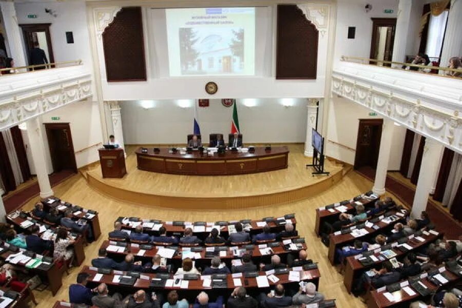 Заседание правительства татарстана. Казань правительство республики татарстан. Казань. Кабмин рт. Дом правительства казань.