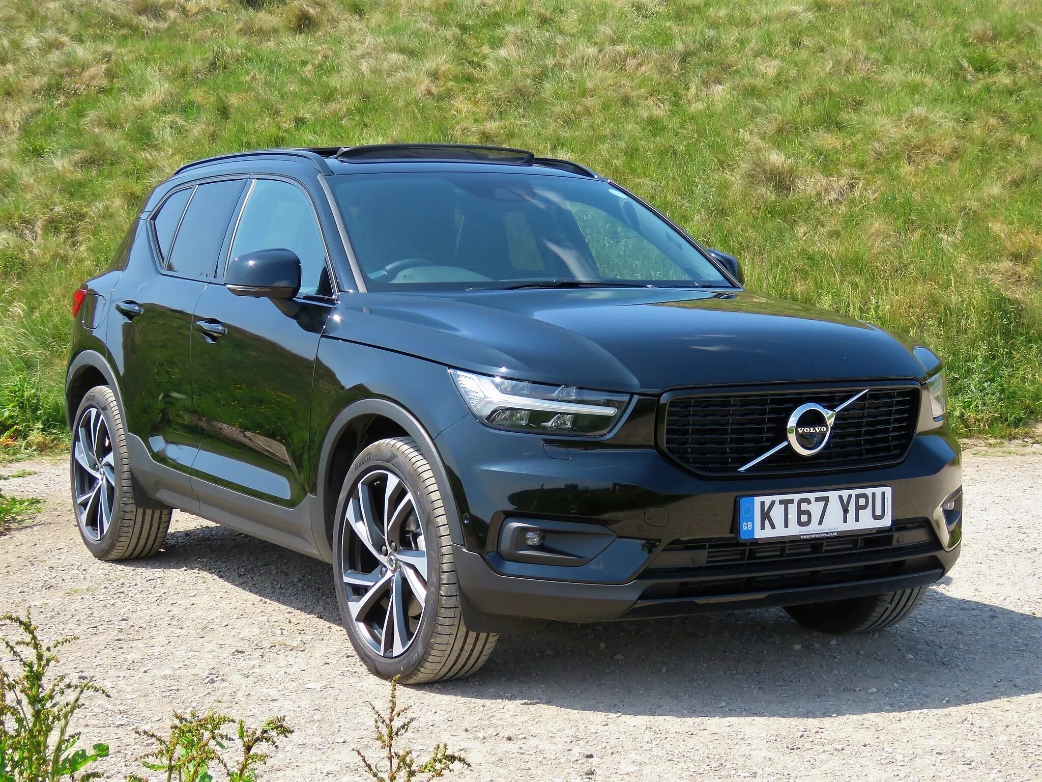 Сх 40. Volvo xc40 r-Design. Volvo xc40. Volvo xc40 Black. Volvo xc40 d4.