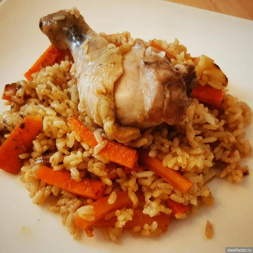 Рис в пакете для запекания. Плов в рукаве для запекания. Рукав для запекания в духовке. Плов руками. Плов в рукаве с курицей.