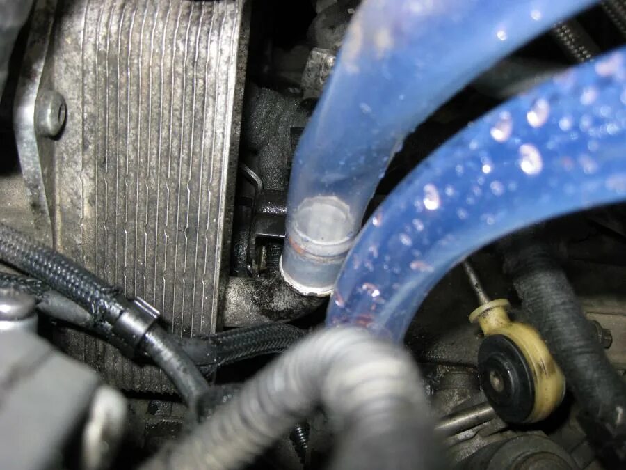 Трубки,шланги печки опель вектра 2000г 1,6 16кл. Радиатор печки 2114 верхний патрубок. Патрубок верхний радиатора nissan qashqai 1. Печка отопления ваз 2109. Кран печки опель вектра б x16xel.