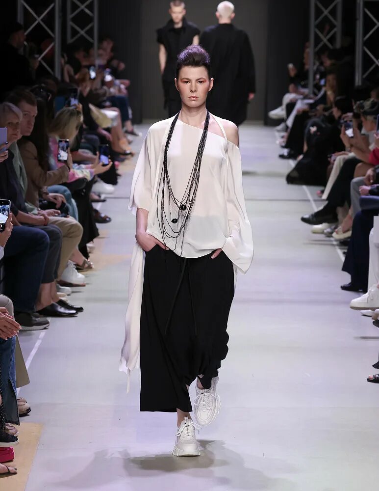 Лилия киселенко модельер. Киселенко. Модный дом лилии киселенко. Модный дом лилии киселенко. Модный дом лилии киселенко.