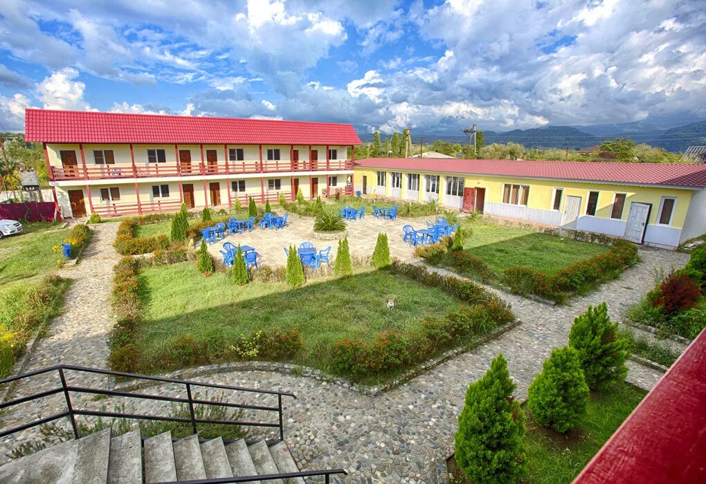 Абхазский дворик, абхазия, цандрыпш. Абхазский дворик гостиница гагра. Абхазский дворик, абхазия, цандрыпш. Гагрский район село амзара песочная 41 абхазский дворик. Абхазский дворик гостиница абхазия.