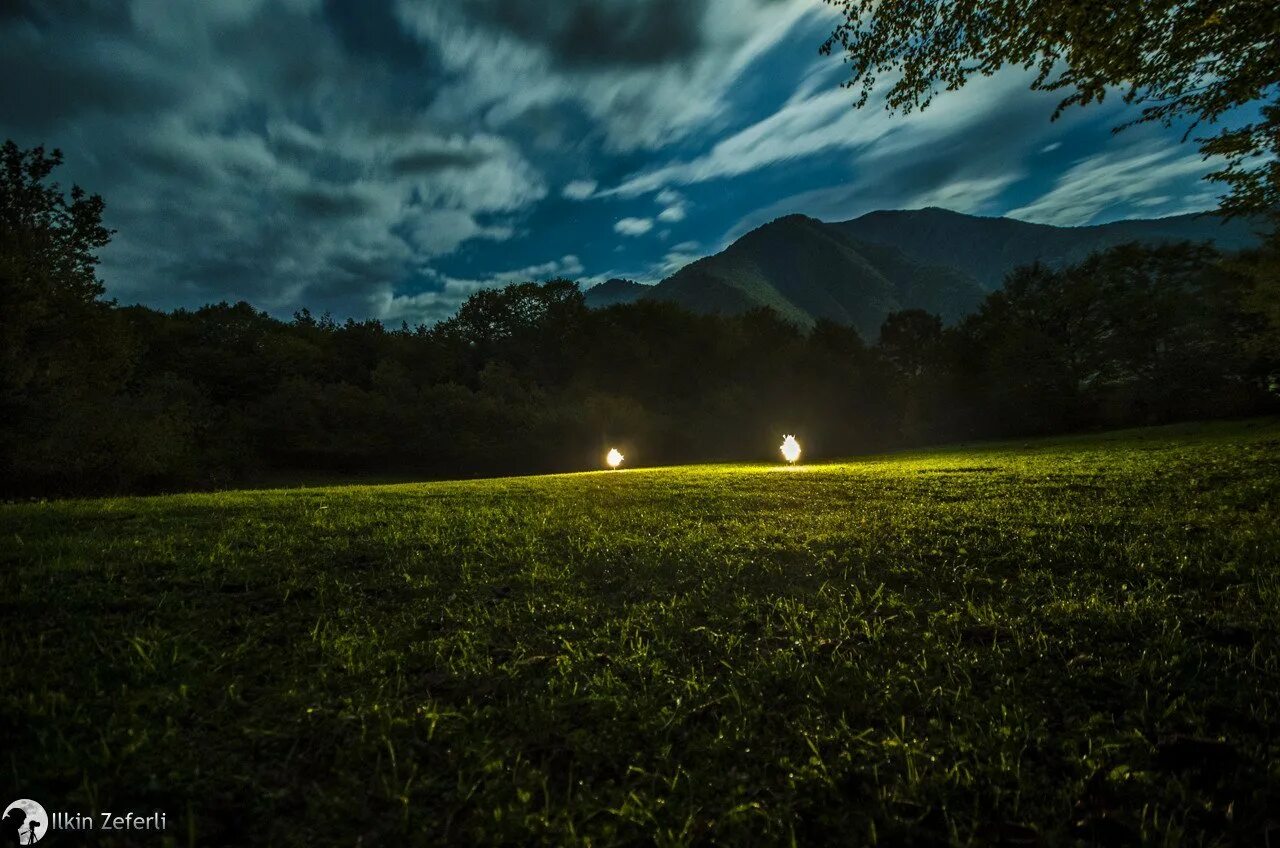 Поляна ночью. Поляна в лесу ночью. Поляна ночью. Ночное поле. Поляна ночью.