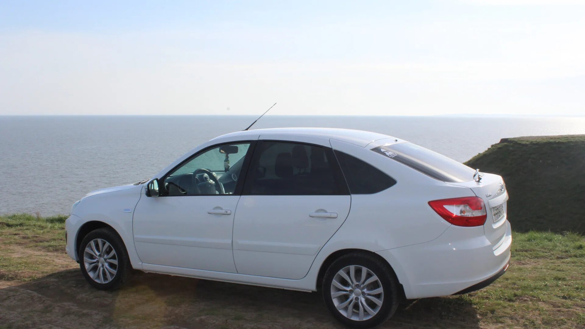 Купить б/у Lada (ВАЗ) Granta I 1.6 MT (106 л.с.) бензин механика в Белебее: белы