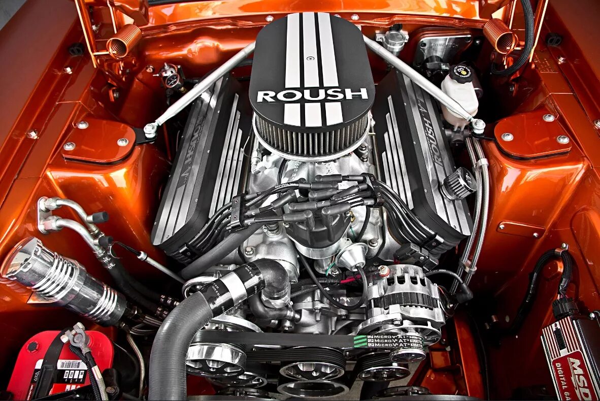 Форт мустанг 5. Мотор форд мустанг. Мотор форд мустанг. Ford mustang 1965 двигатель. V6 мустанг двигатель.