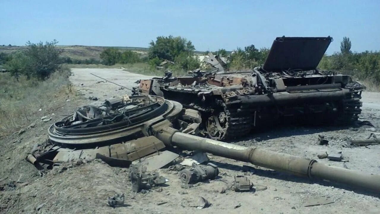 Разрывали танками