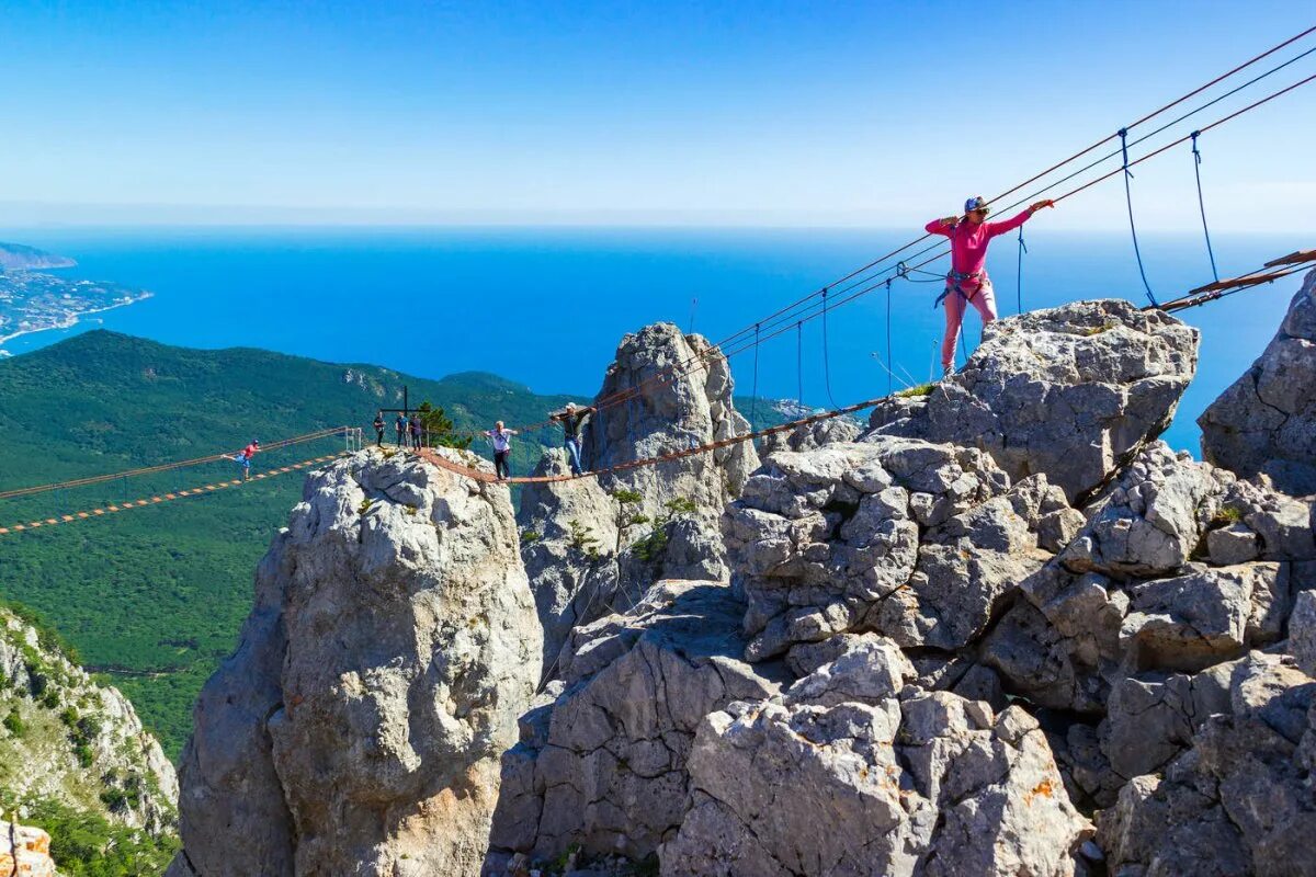 Ай петри находится. Гора ай-петри в крыму. крымские горы ай петри. небесная тропа ай петри. достопримечательности крыма гора ай петри.