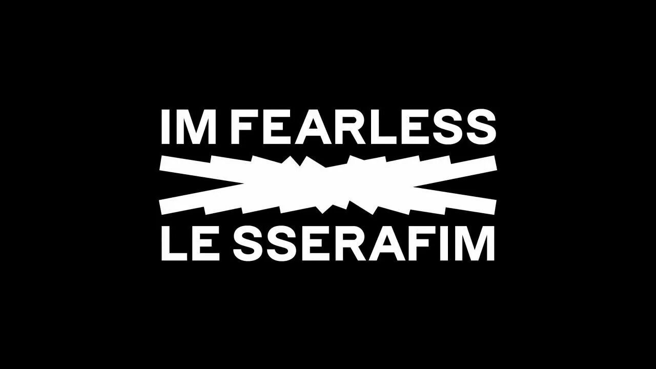 Fearless lesserafim. Le sserafime логотип. Le Serafim корейская группа. Le sserafime Fearless. Le sserafim easy перевод