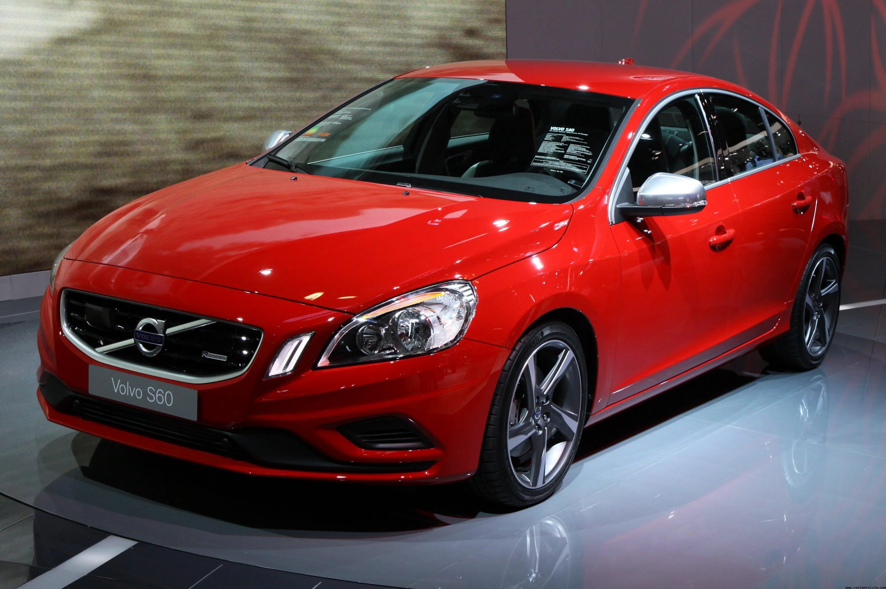 Volvo s60 размеры. Volvo s60 II. Volvo s60 Red. Volvo s60 красная. Volvo s60 3.