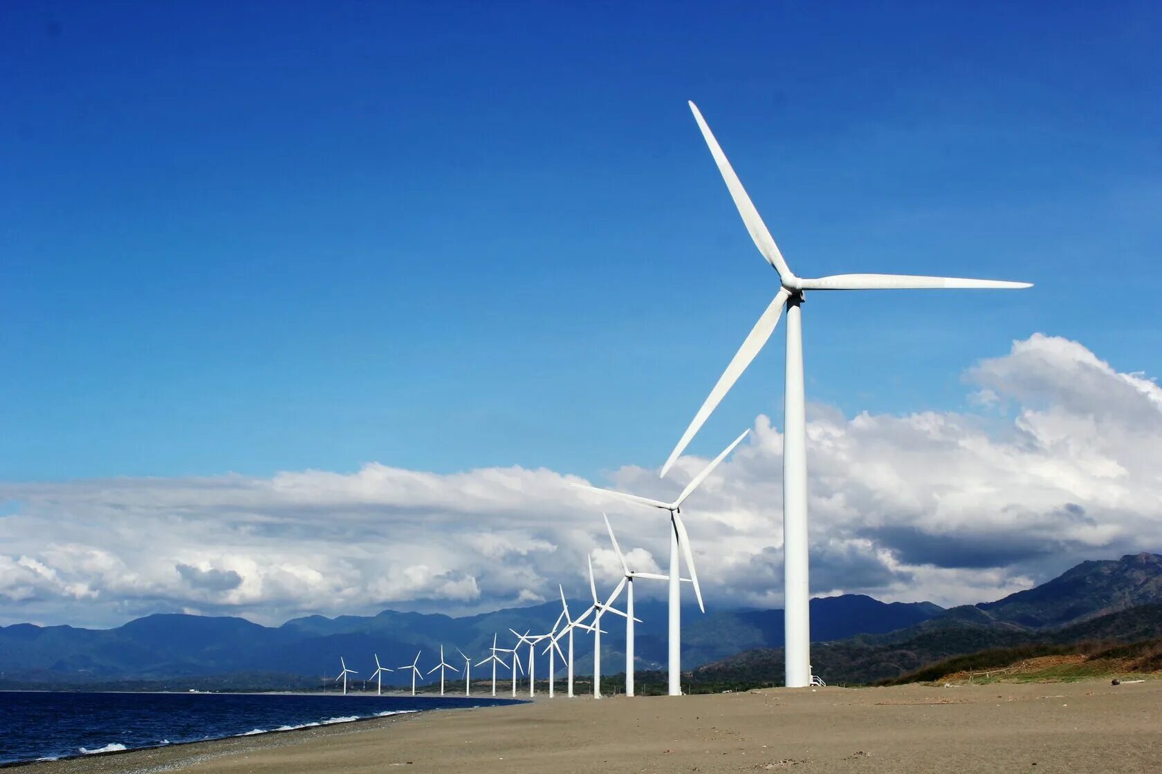 Машины ветрогенераторы. Ветрогенераторы energy wind. Промышленные ветрогенераторы. Ветряная мельница генератор. Машины ветрогенераторы.