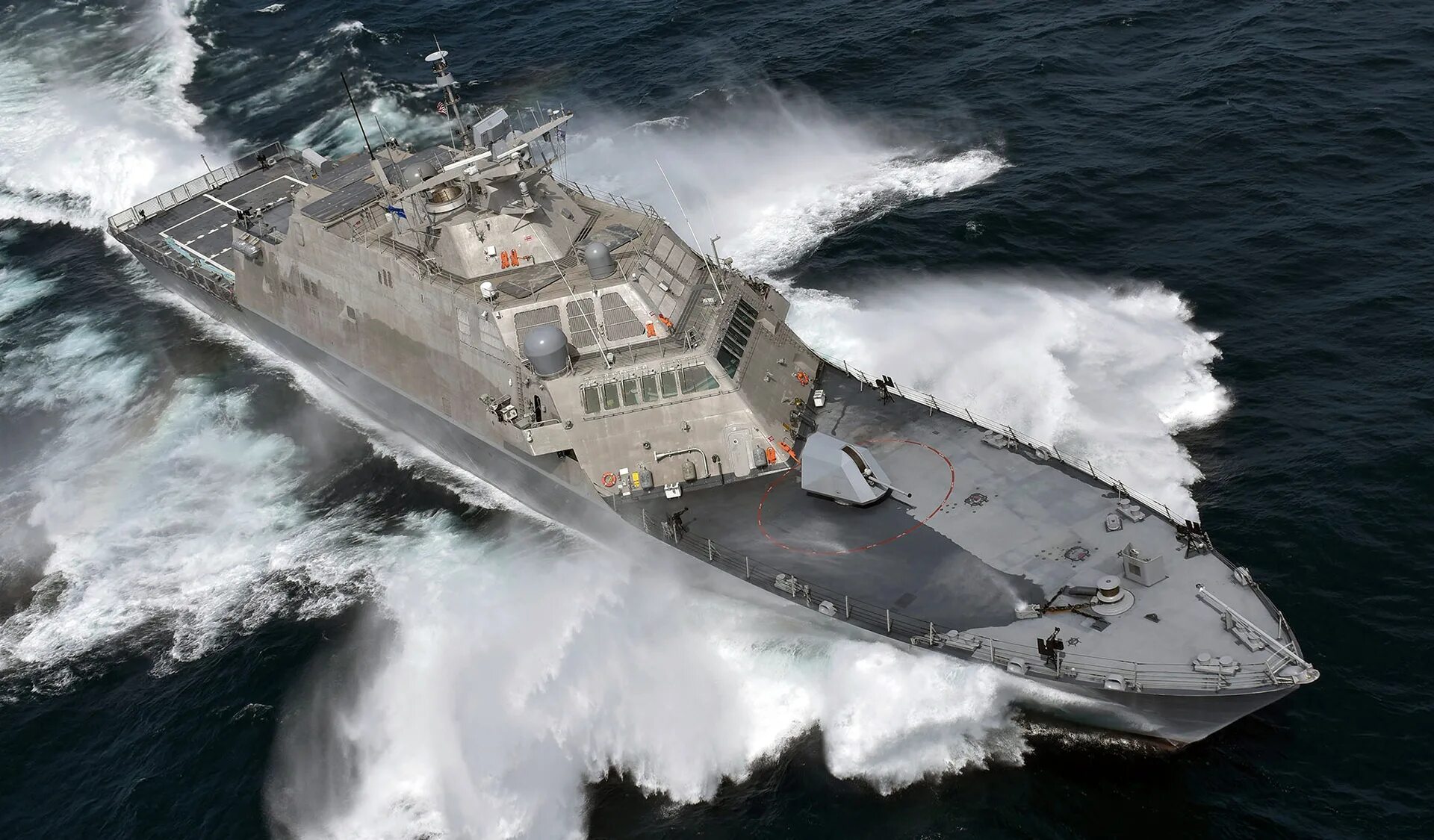 Combat ship. Корабль uss lcs-2 `independence`. фридом корабль вмс сша. (littoral combat ship – lcs) типа «фридом».