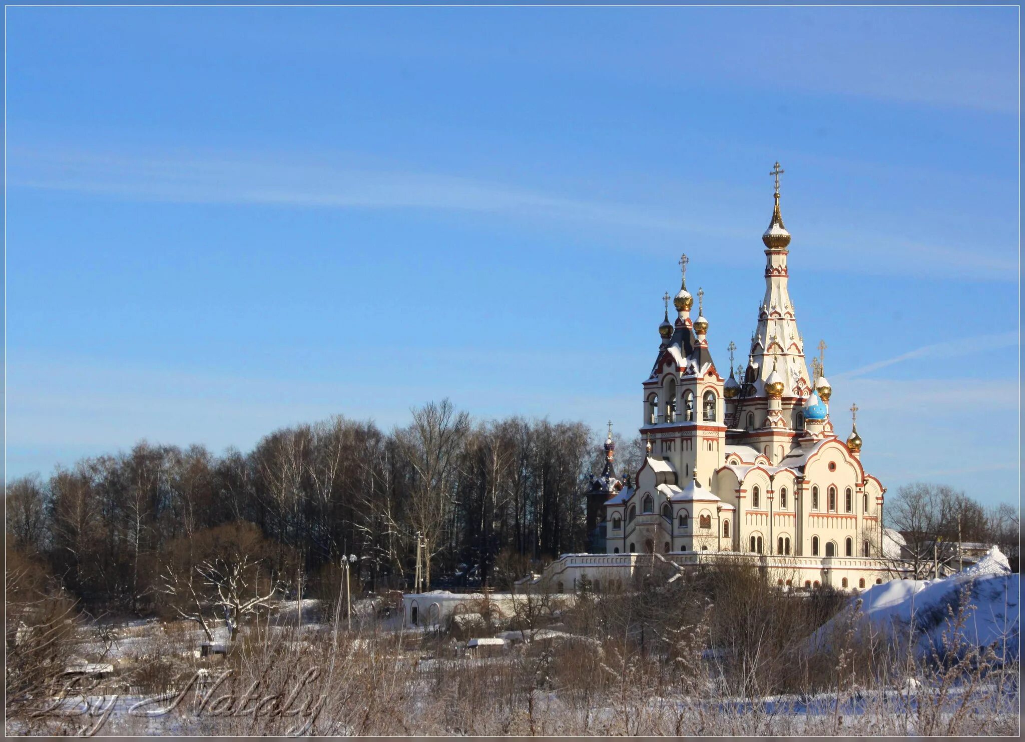 Казанская церковь долгопрудный. Храм иконы Божией матери Казанская Долгопрудный. Церковь Георгия Победоносца (Долгопрудный). Церковь Казанской иконы Божией матери в Тарбеево. Церковь Казанской иконы Божией матери в Тарбеево, Долгопрудный.