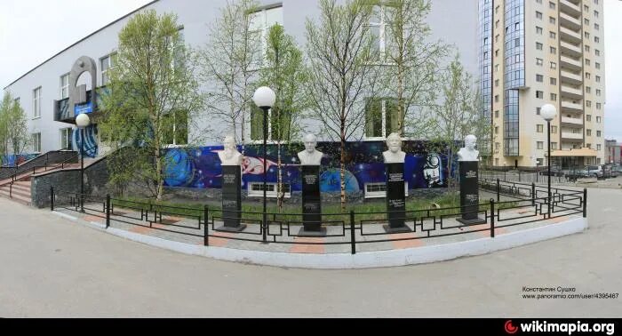 Улица октябрьская дом 30 мурманск. Махаевой. Буркова 33 мурманск. Махаевой. Буркова 30.