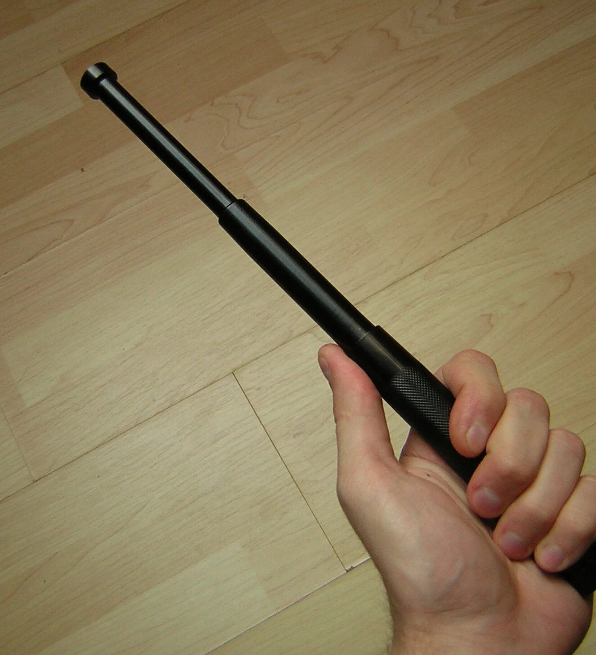 11 телескопическая дубинка. Полицейская телескопическая дубинка сша. Можно ли носить дубинку. 11. Телескопическая дубинка nex quicker 23c.