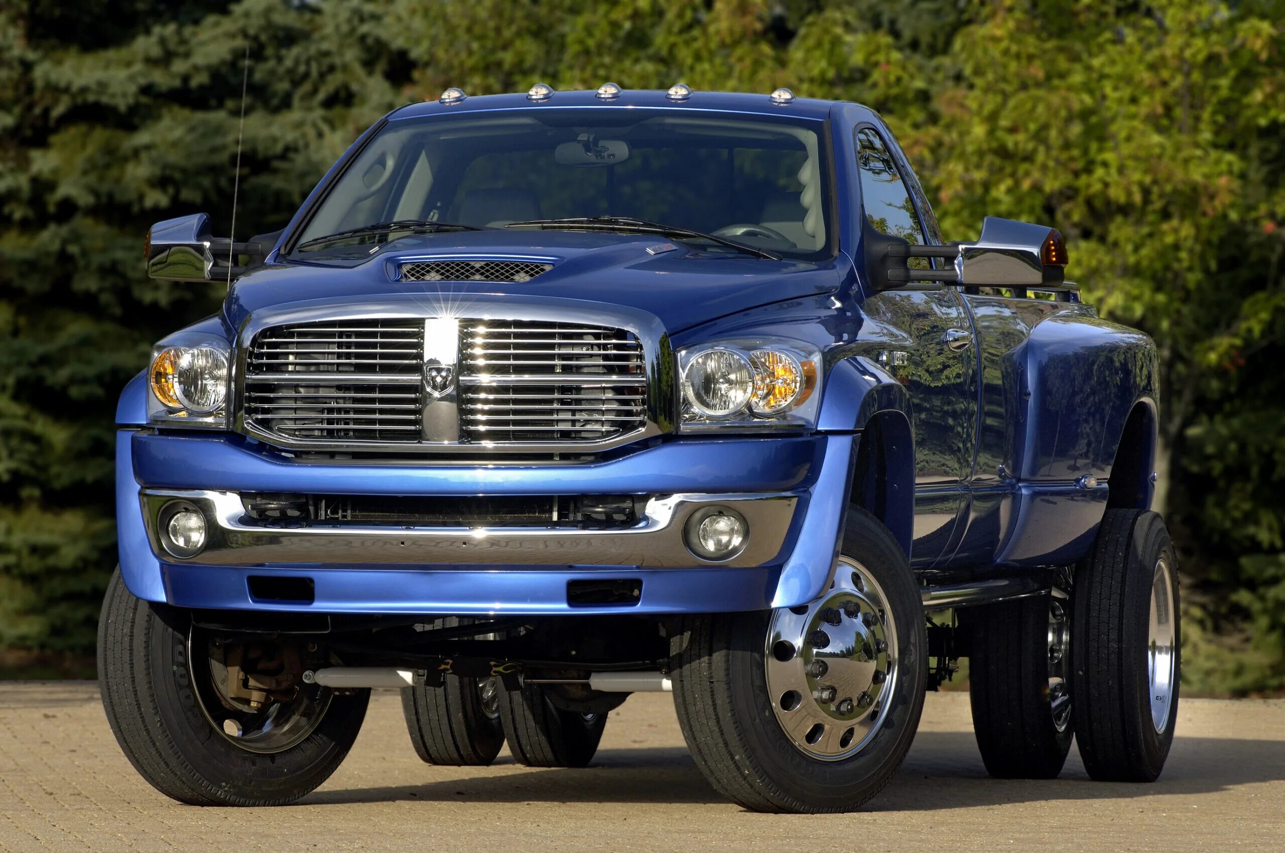 Модели больших машин. Dodge Ram 5500. Dodge Ram 6500. Dodge Ram джип. Dodge Ram 9500.