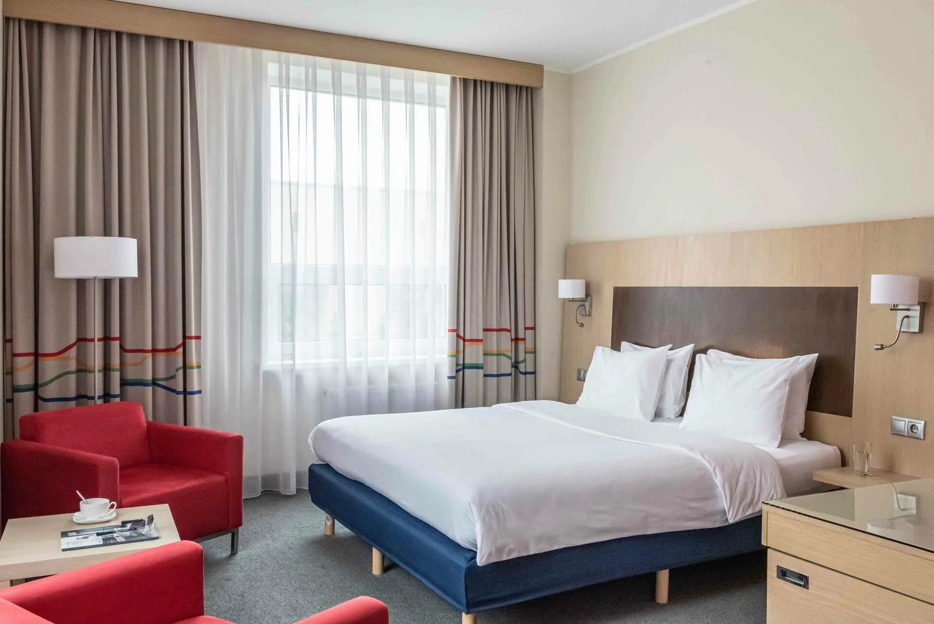 Отель cosmos казань. Парк инн ижевск. Cosmos отель казань. «cosmos kazan hotel» / «космос казань» отель (бывш. Гостиница космос казань.