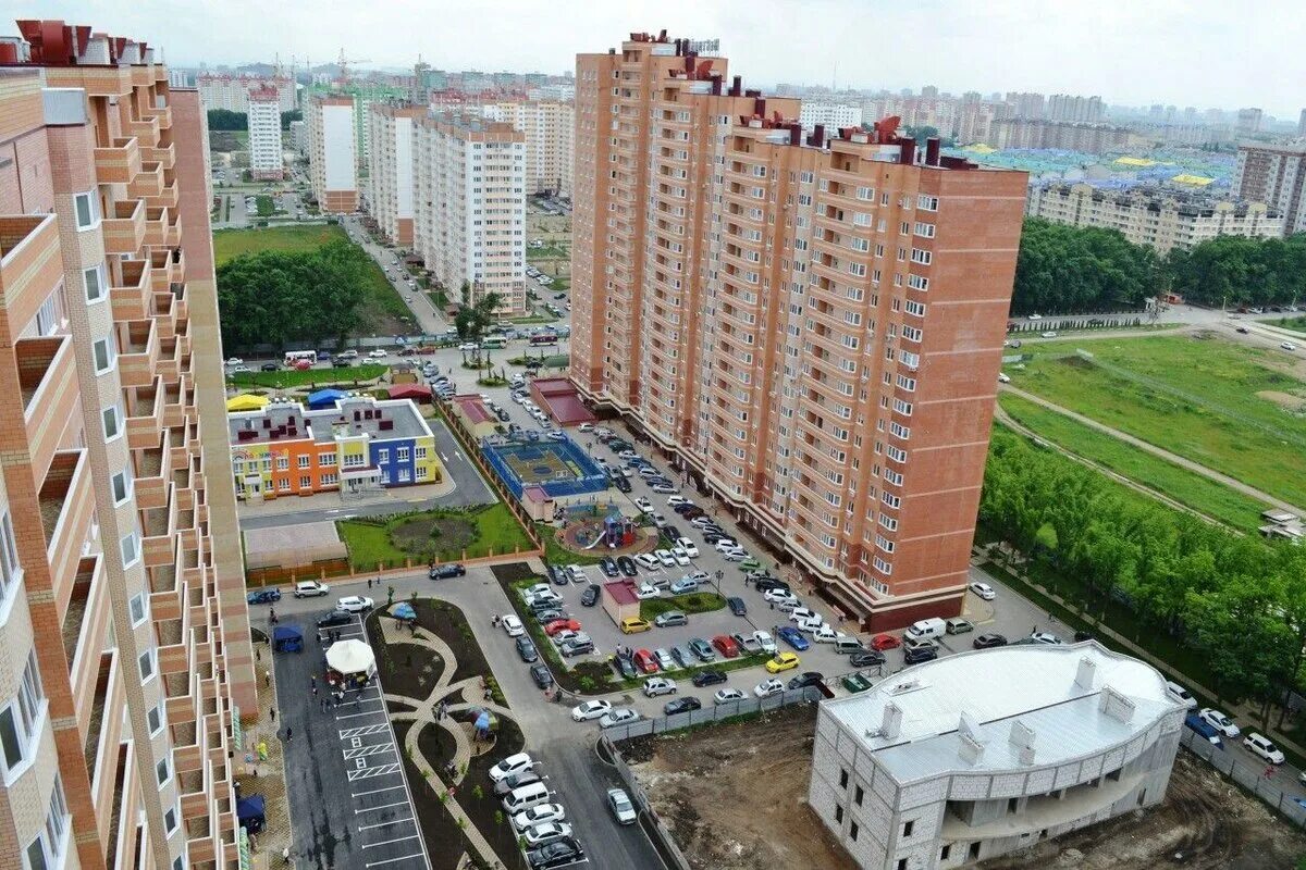 Губернский район Краснодар. Краснодар улица героя Яцкова. ЖК Губернский Краснодар. Район Гидростроителей Краснодар. Краснодар обзор жк