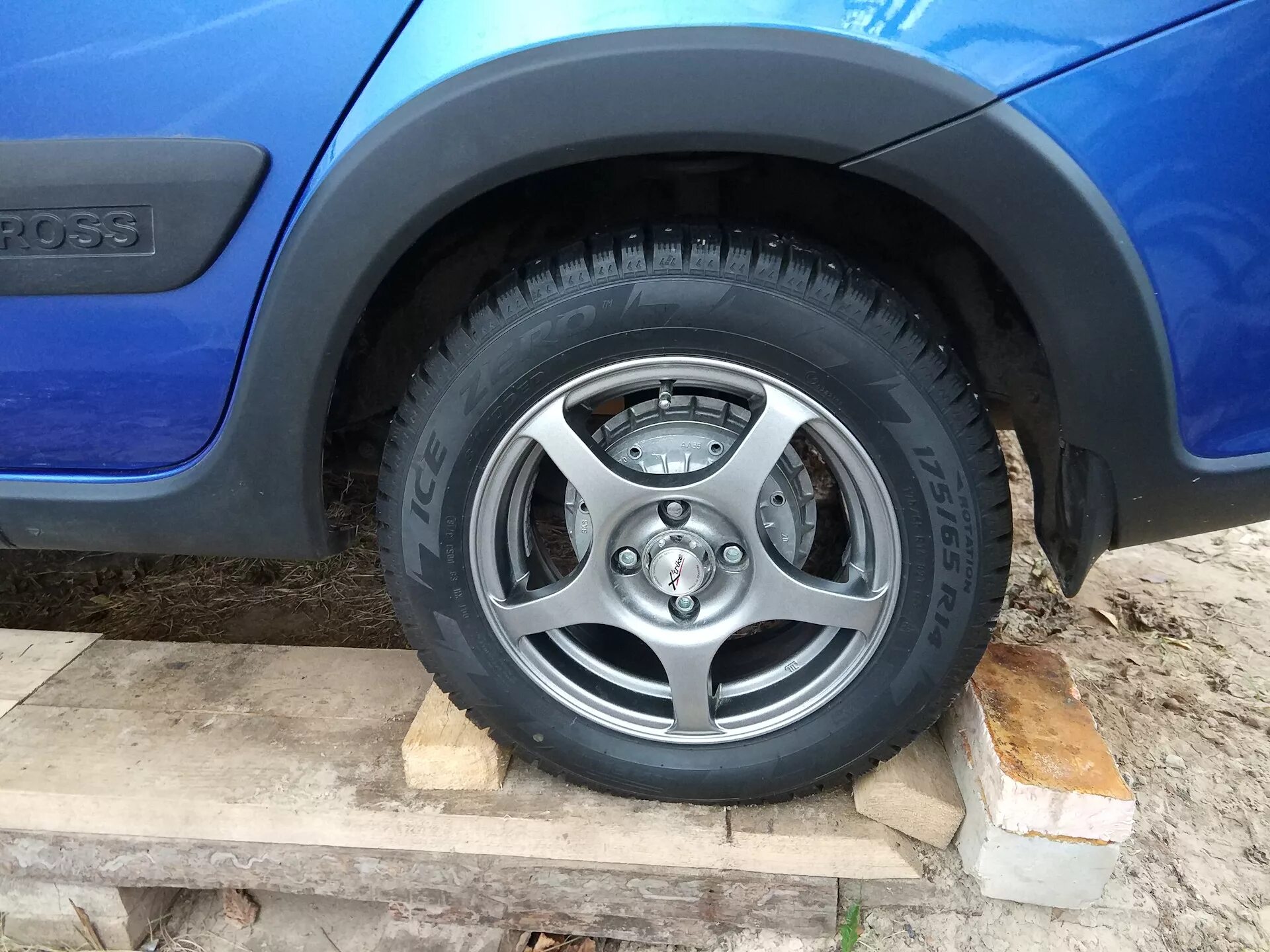 Калина 2 какие шины. 185 65 15 калина 2. 195/60 r15 калина кросс. 195/65 r15 калина калина 2.