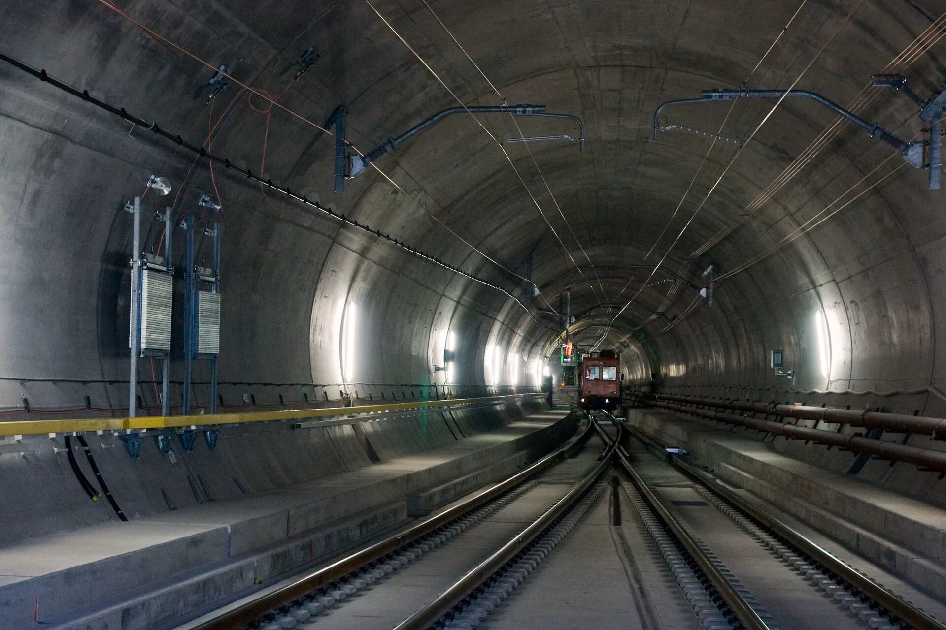 Tunnel tap