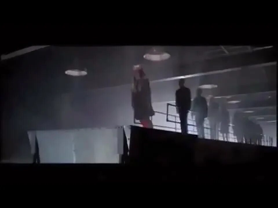 Пинк флойд стена клип. Клип песни стены. Горячий шоколад стены 2012. Клип песни стены. Горячий шоколад стены.