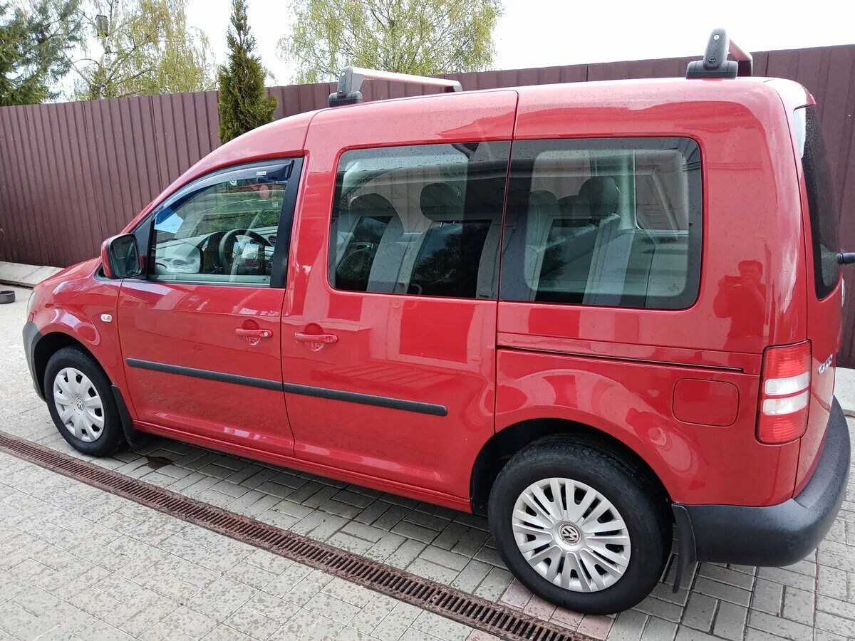 Volkswagen caddy 2012 года. Фольксваген кадди 2012. Фольксваген кадди 2008 1. Кадди 2012. Vw caddy 2012 1.