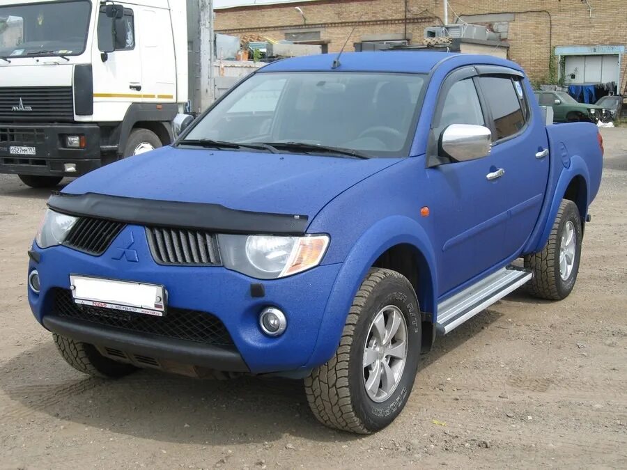 Mitsubishi l200 2008. Митсубиси л 200 голубая. Мицубиси l200 2008. Митсубиси л200 бирюзовый. Митсубиси l200 синий 2010.