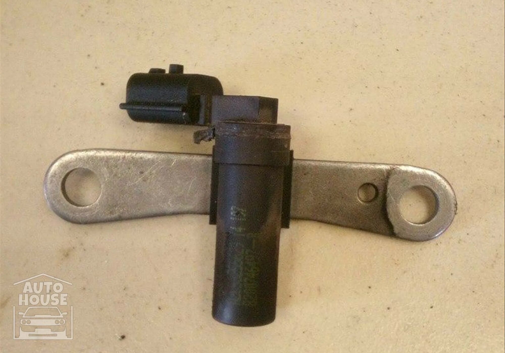 Датчик коленвала рено менан2. 4. Датчик коленвала рено логан 1. 4. Renault датчик коленвала.