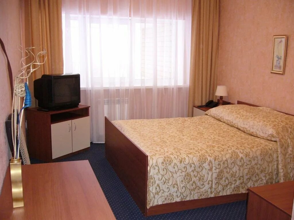 Отель зори нижний новгород. Зори гостиница нижний новгород коминтерна. Отель красные зори нижний новгород. Гостиница красные зори в нижнем новгороде. Нижний новгород отель заря.