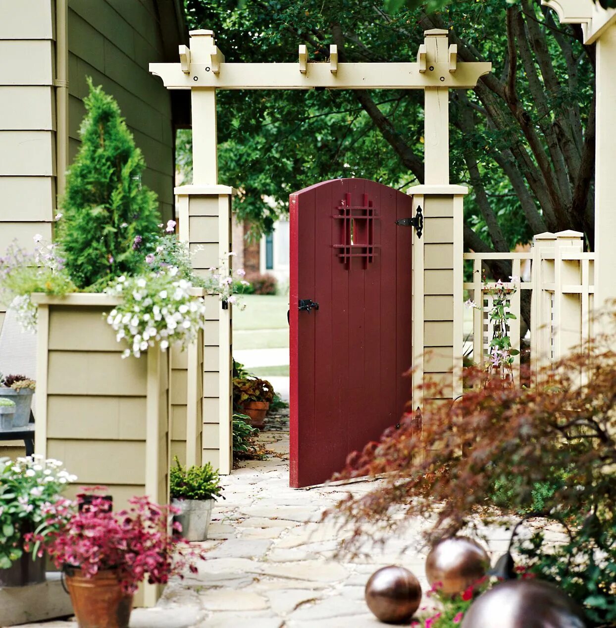 Pin by SAC Chaffins on Garden Garden gates and fencing, Garden gate design, Cott