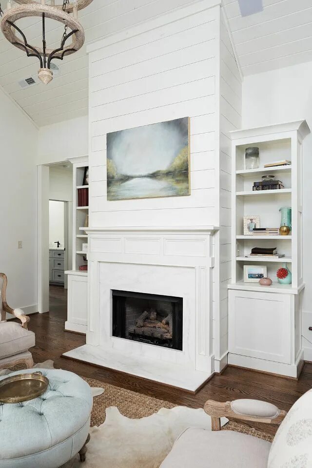 11 Mantel Decor Ideas With Farmhouse Style - The Unlikely Hostess Farm house liv