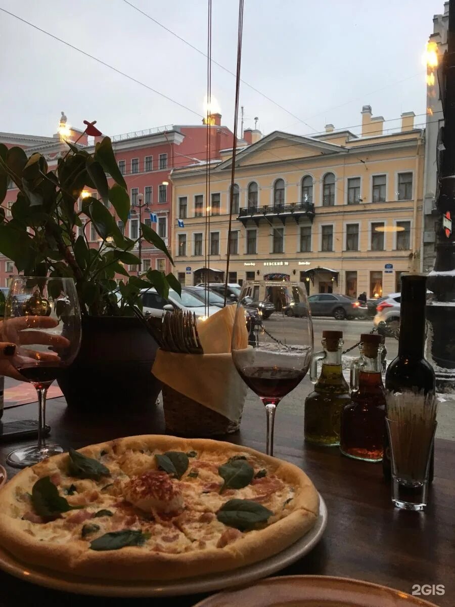 вкусные кафе на невском проспекте санкт петербург