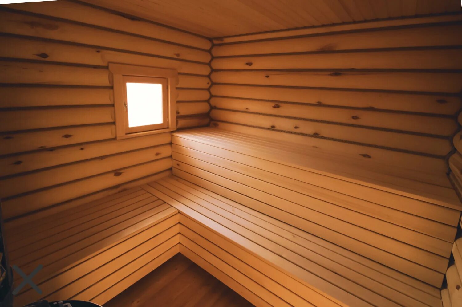отделка бани вагонкой. обшивка бани фольгой. обшивка бани вагонкой снаружи. пароизоляция кирпичных стен в парилке. обшивка стен сауны.
