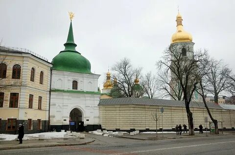 Киевская южный