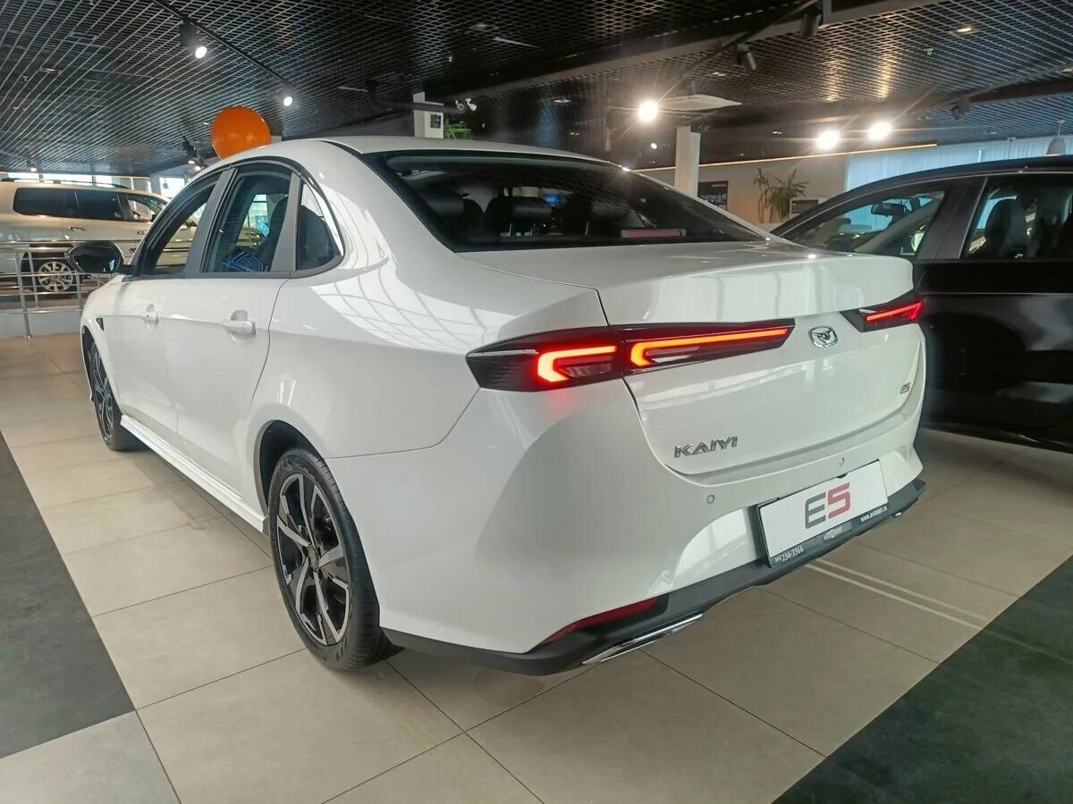 седан kaiyi e5. Kaiyi e5 2023. Cowin xuandu. кая е 5. кая е5 машина.