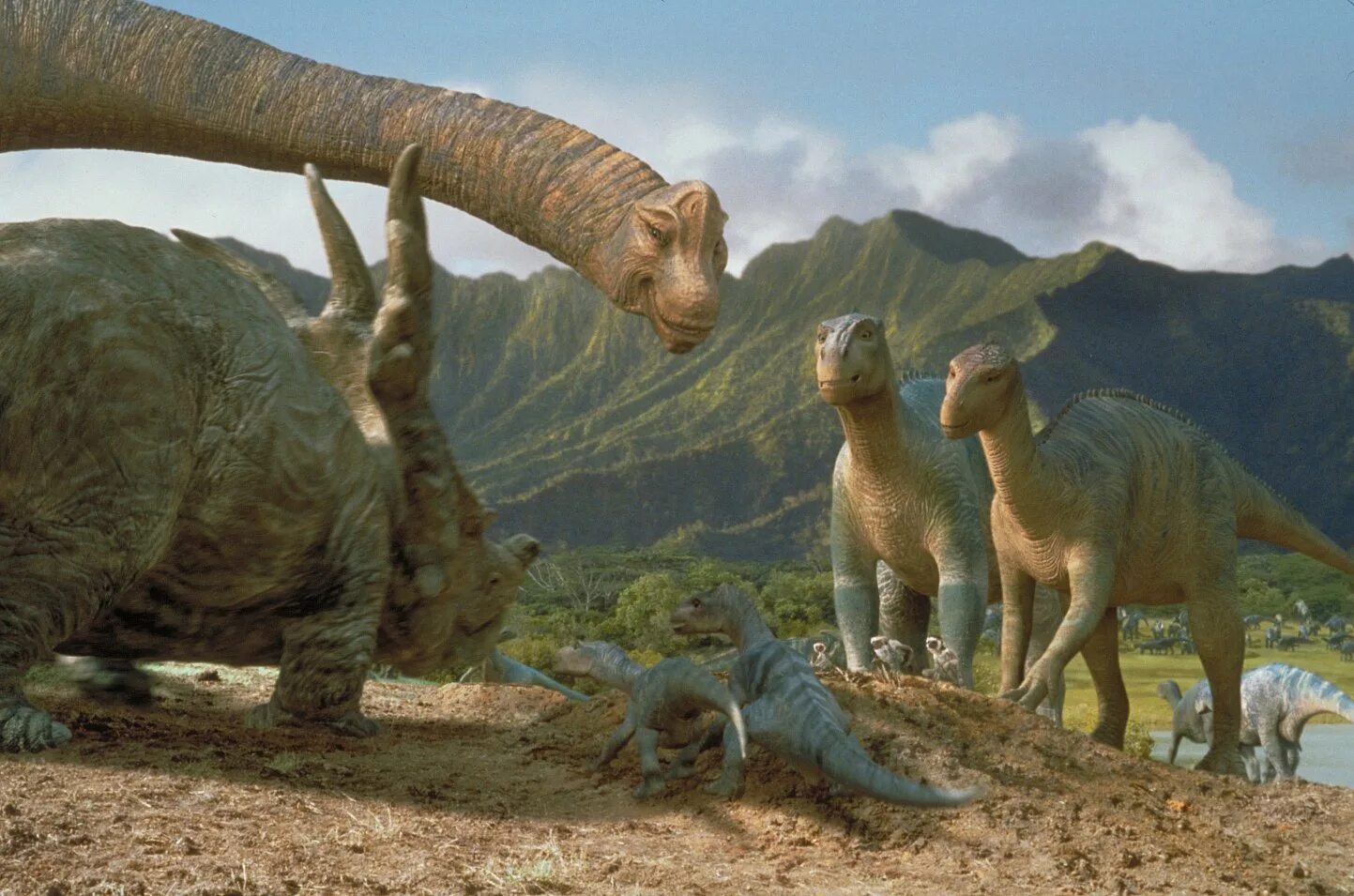 Динозавр 2000 год. Динозавр Аладар. Динозавр Аладар Карнотавр.