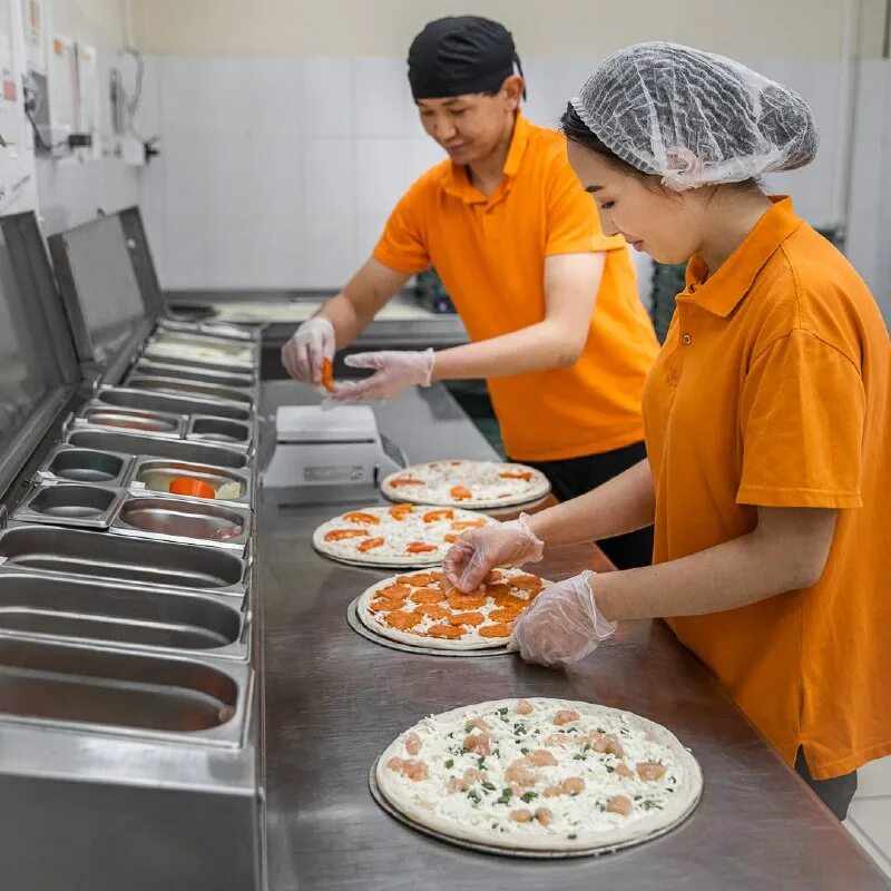 На каждой кухне должно быть. Держатель-рейлинг brabantia. Рейлинги для кухни икеа. Порядок в кухонных шкафах. Организация пространства на кухне.