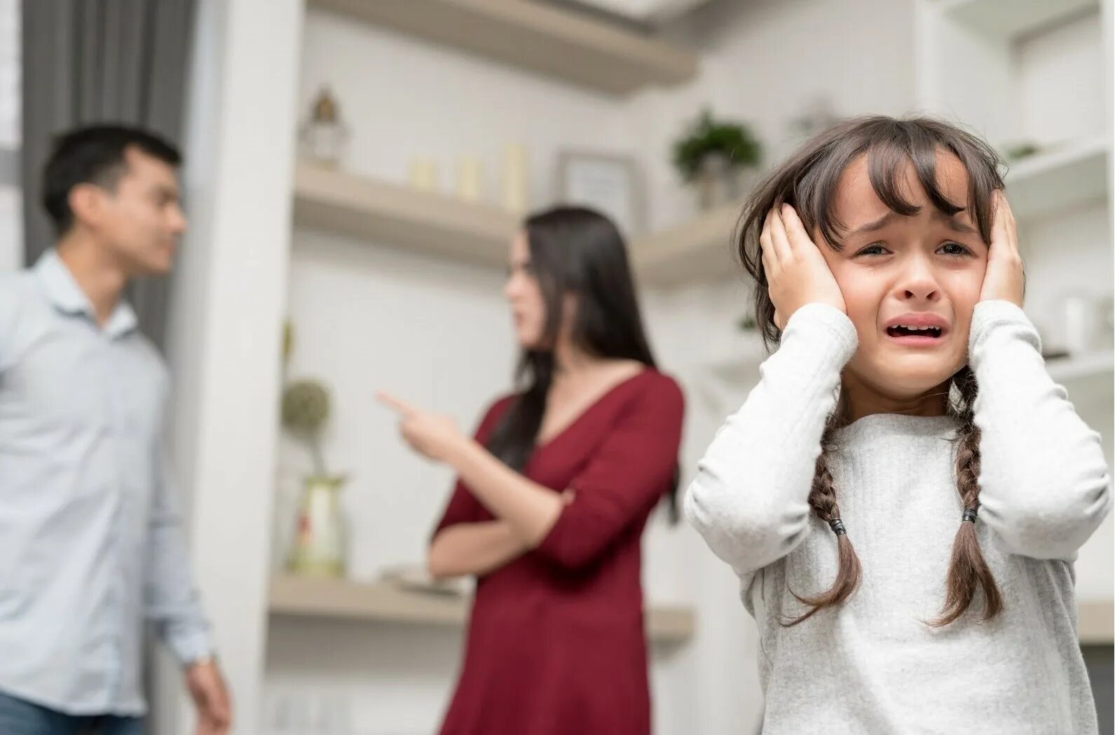 Эмоциональное поведение родителей. "Дети и стресс". Ссора родителей и детей. Психологическое насилие. Ссора в семье.