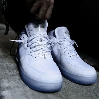 Nike air force qs
