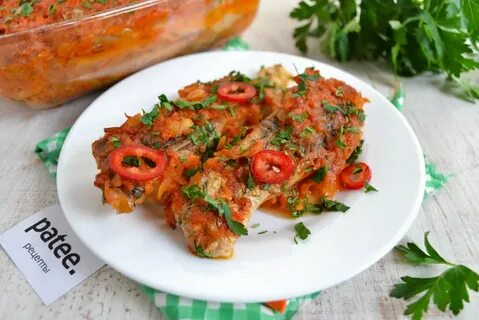Карп тушеный с овощами