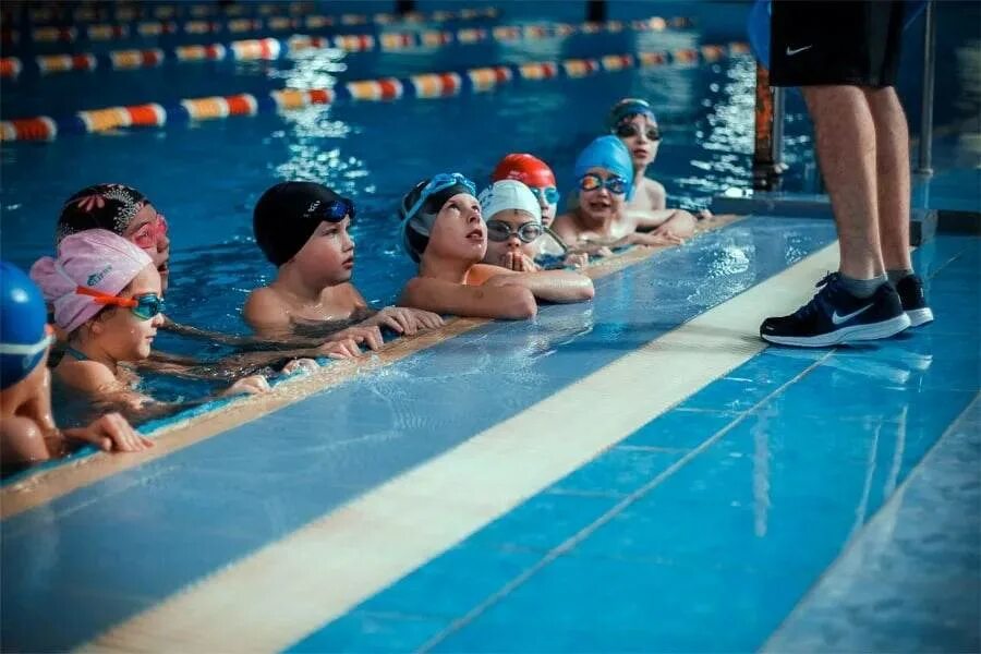 Упражнения для бассейна для детей. Дети в бассейне. Плавание дети. Занятия по плаванию для детей. Оздоровительное плавание для детей.