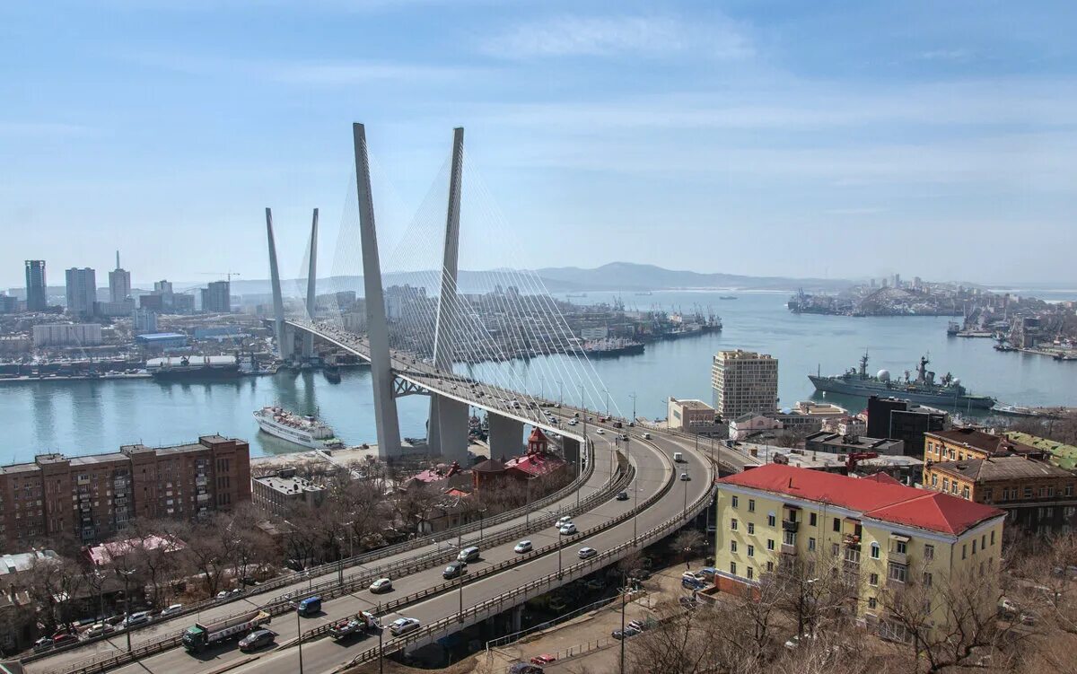 мост золотой рог владивосток. мост через бухту. мост бухта золотой рог владивосток. владивосток золотой мост колонна. бухта золотой рог и золотой мост.