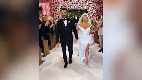 Бриллианты и звёздные гости: Появилось первое видео со свадьбы Бритни Спирс...