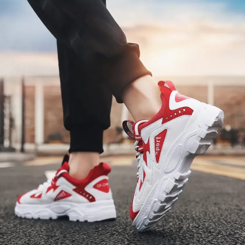 Какие кроссовки популярны. Nike женские кроссовки 2020. Zapatos hombre 700 кроссовки. Кроссы мужские. Баленсиага 43.