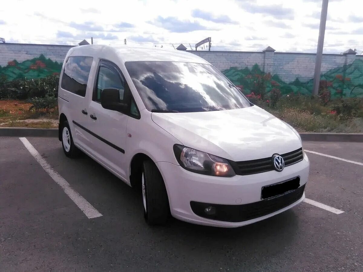 фольксваген кадди 2012 года