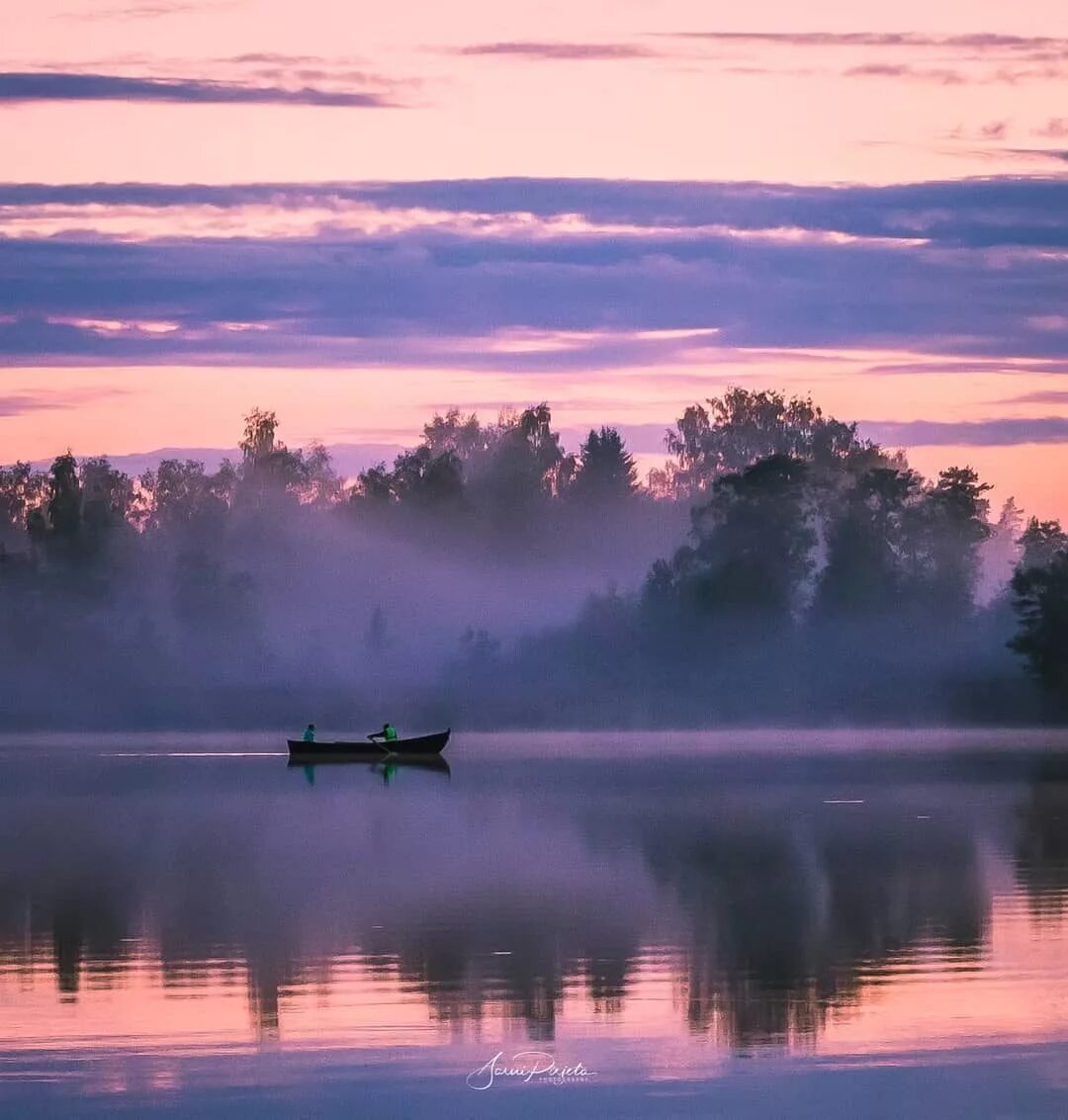 Туман на волге. Туман на волге. Утренний туман на волге. Туман нижний новгород над волгой. Река волга туман.