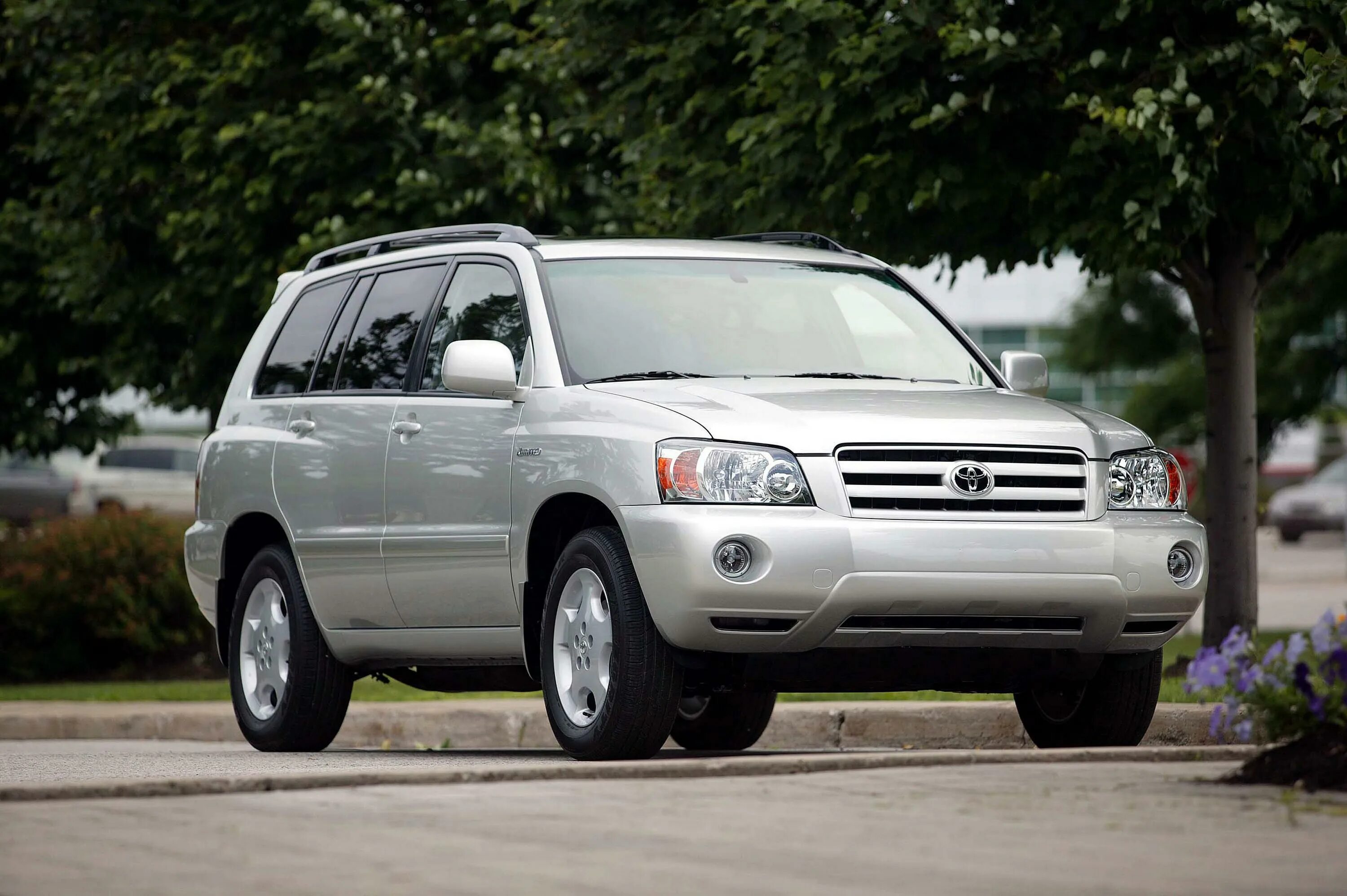 Toyota highlander 2004 год. Тойота хайлендер 1 поколения. Тойота хайлендер 2004. Toyota highlander 2006. Toyota highlander 2004 год.