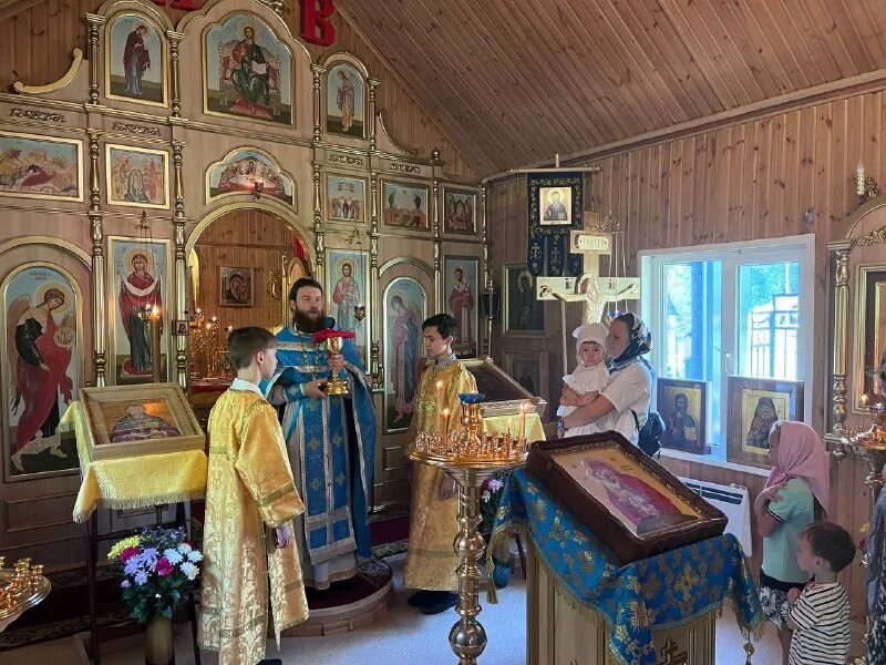 храм божией матери «умягчение злых сердец». храм иконы божией матери умягчение злых сердец в конькове. умягчение злых сердец в коньково. храм иконы божией матери умягчение злых сердец. храм умягчения в коньково.