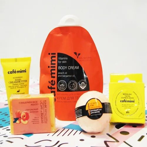 Cafe mimi. Cafemimi набор для душа. кафе мини косметика. кафе мими. косметика от cafe mimi.